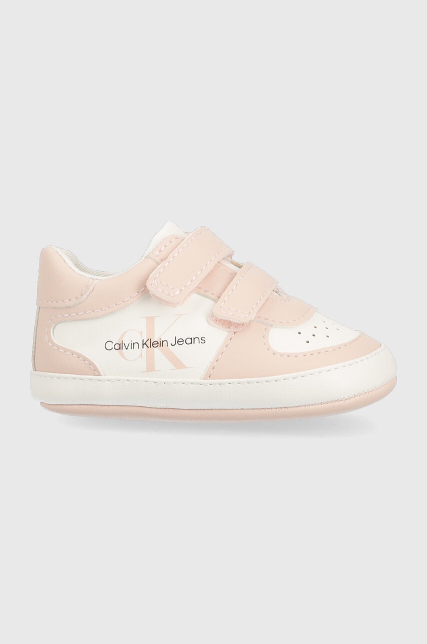 

Бебешки маратонки Calvin Klein Jeans в розово, Розов