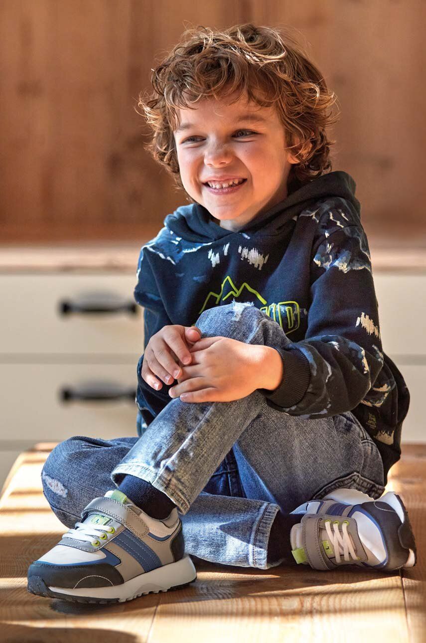 Dětské sneakers boty Mayoral šedá barva - šedá - Svršek: Umělá hmota Vnitřek: Textilní materiál