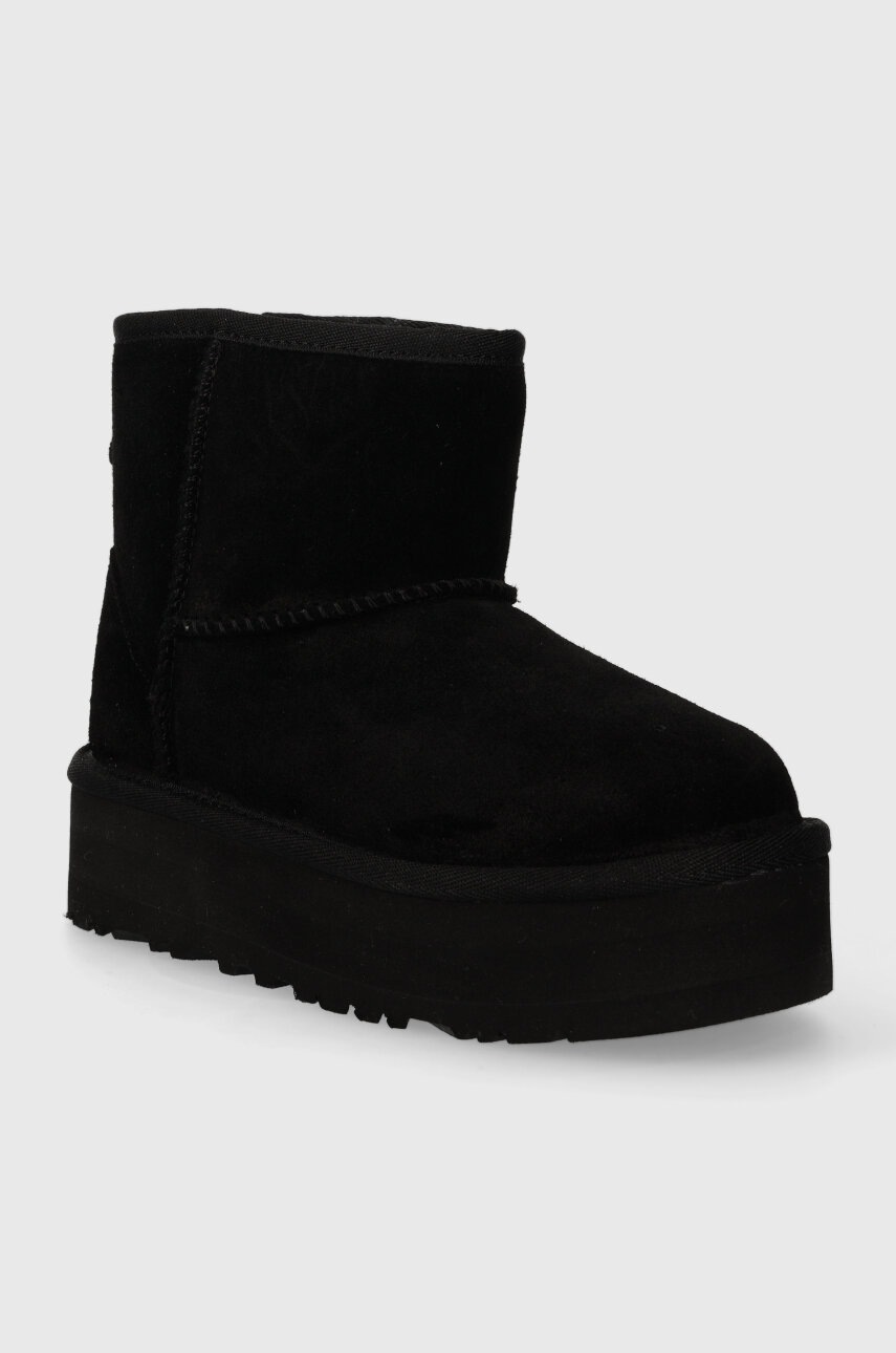 Детские замшевые сапоги UGG CLASSIC MINI PLATFORM цвет чёрный