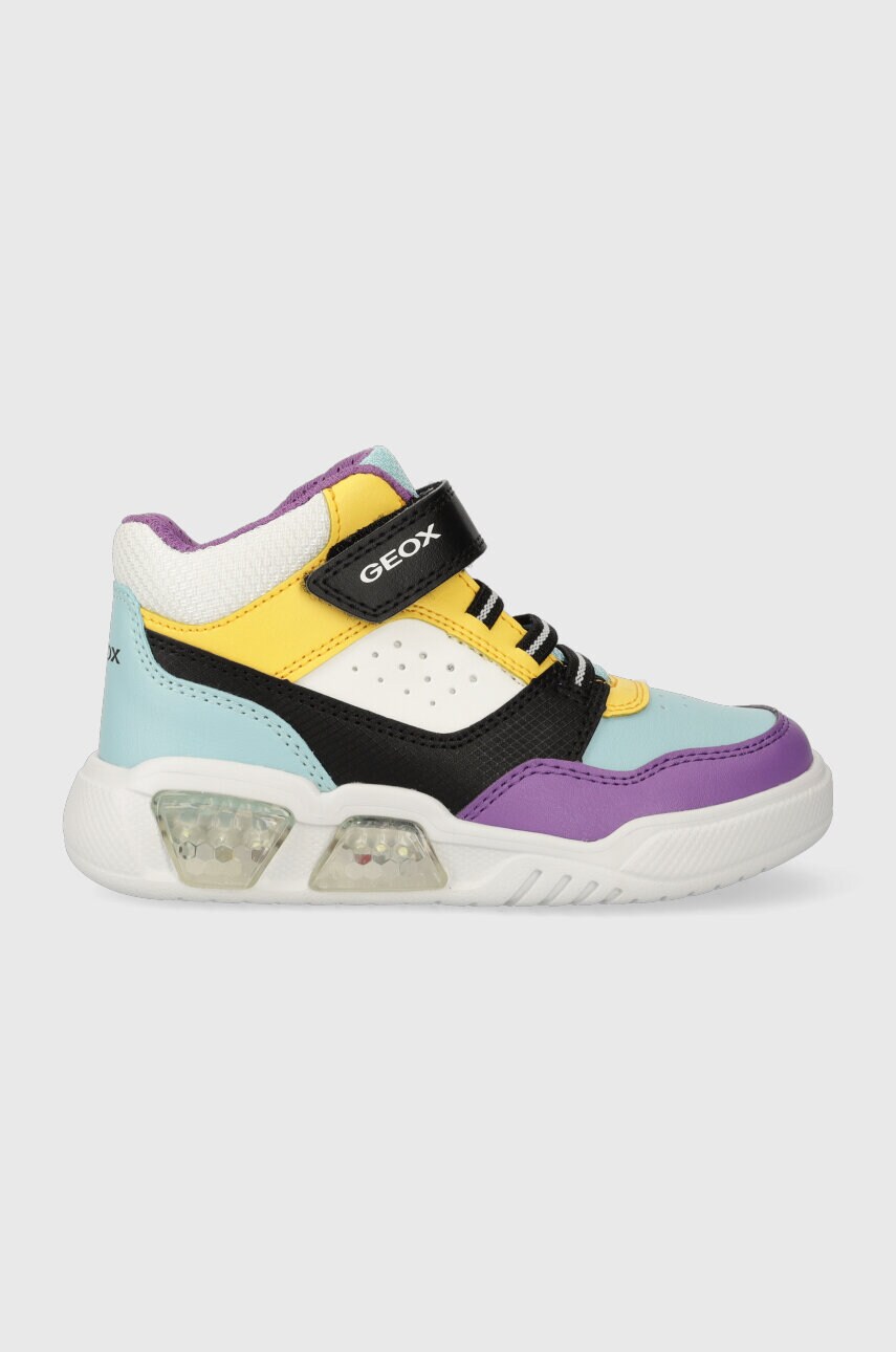 

Дитячі кросівки Geox