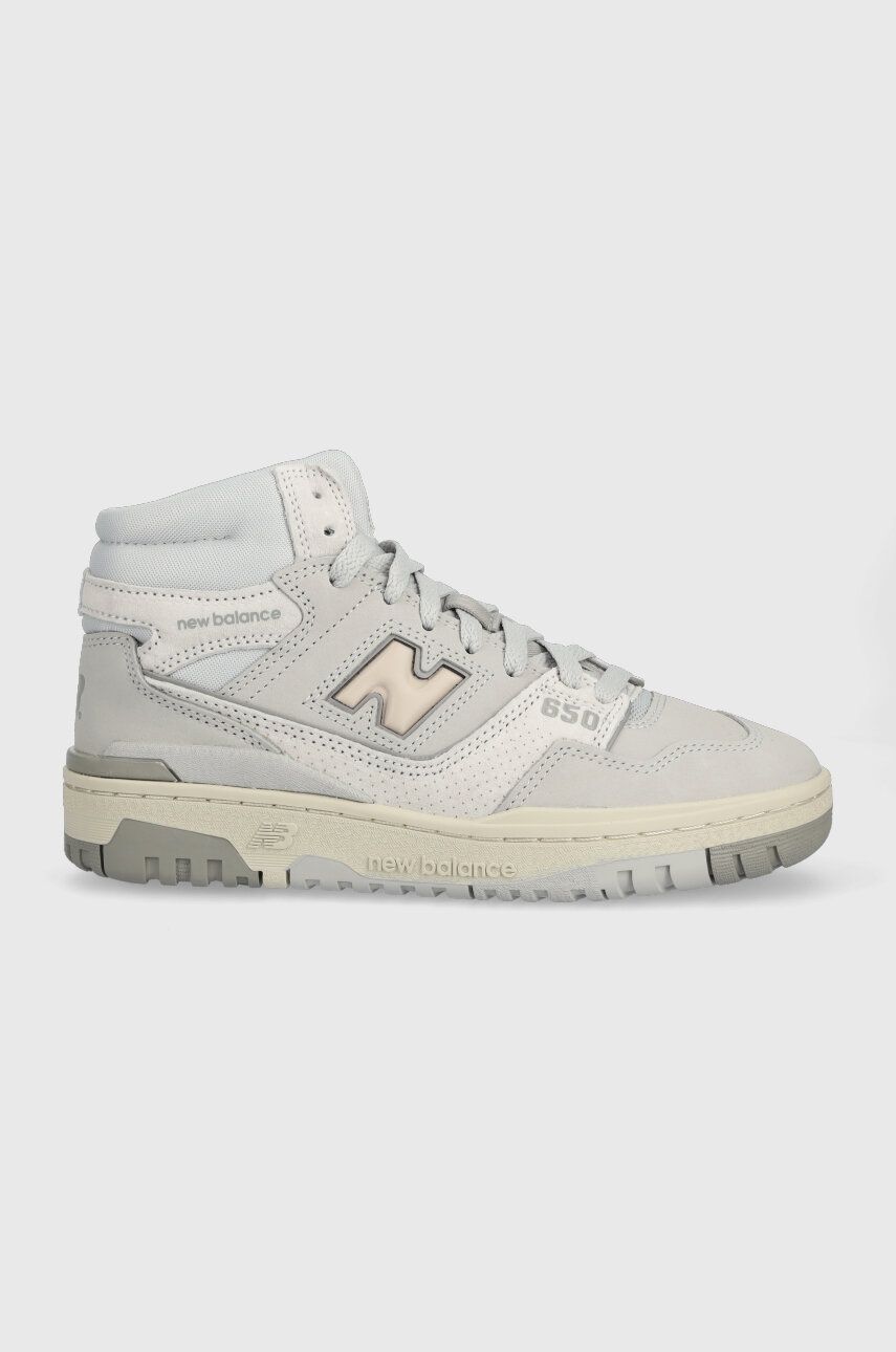 E-shop Sneakers boty New Balance šedá barva