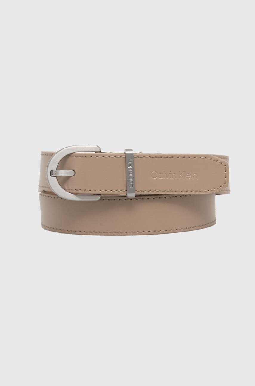 

Кожен колан Calvin Klein дамски в бежово K60K610158, Бежов