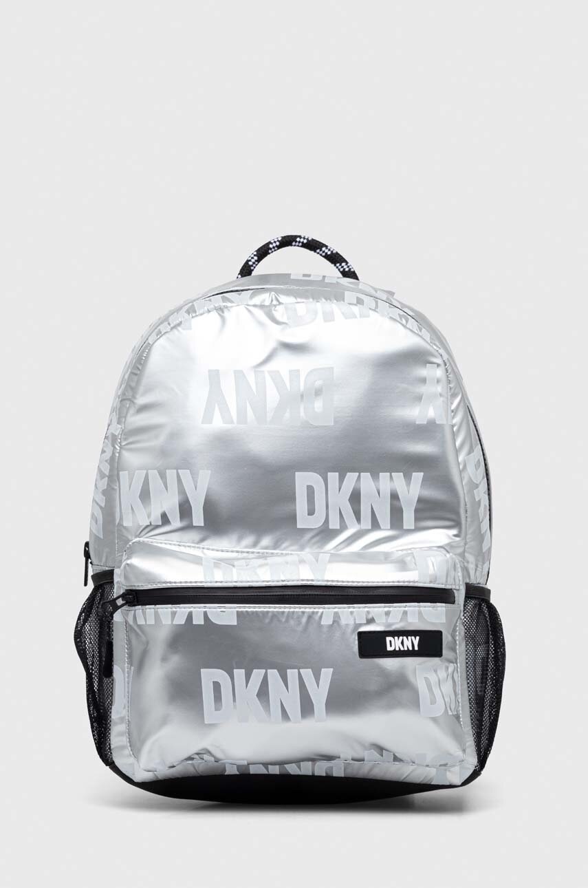 

Детский рюкзак Dkny цвет серый маленький с аппликацией