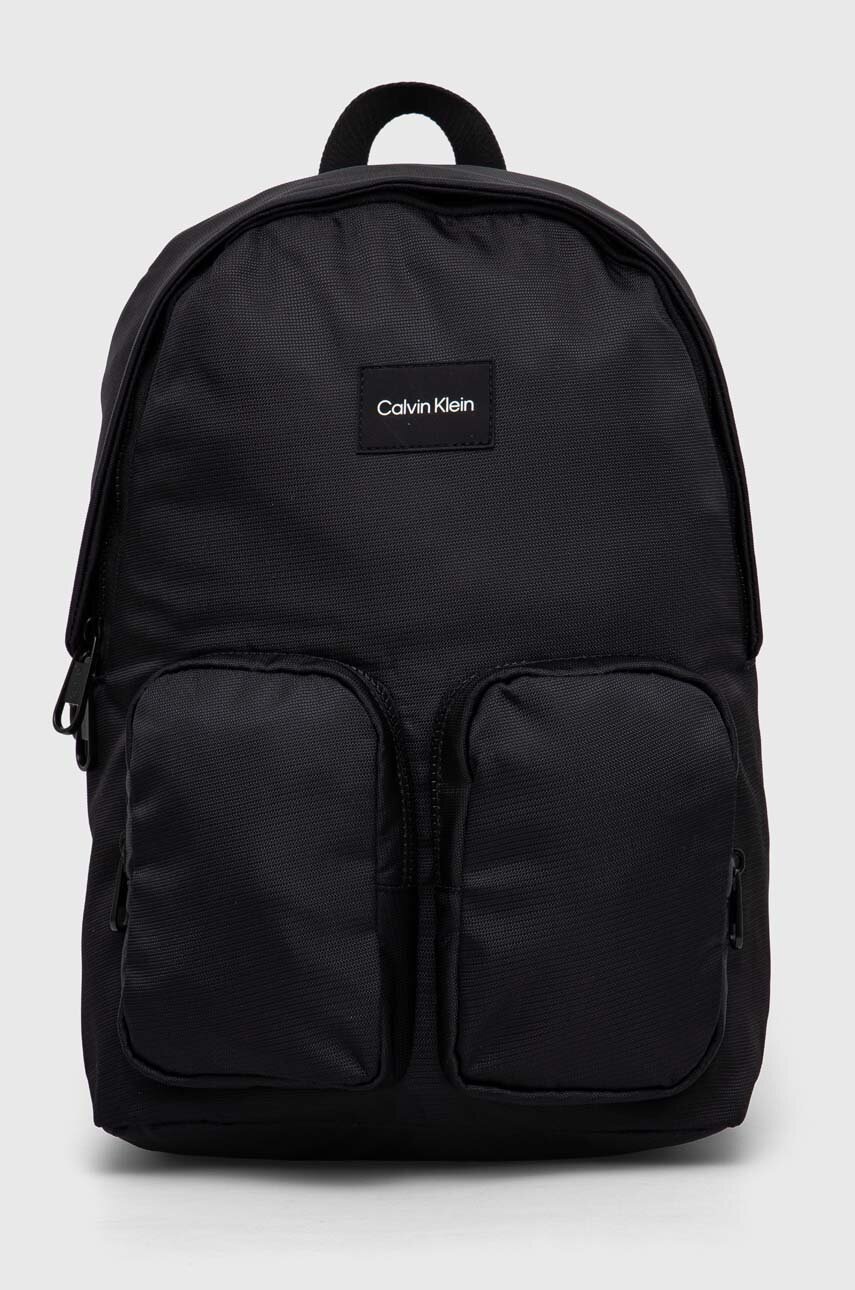 

Раница Calvin Klein в черно голям размер с изчистен дизайн, Черен
