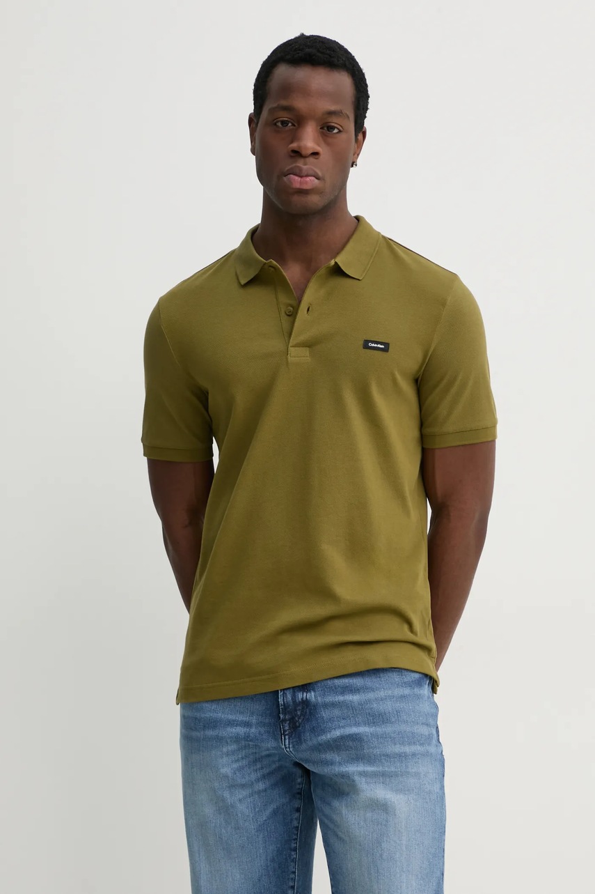 

Тениска с яка Calvin Klein с изчистен дизайн K10K111196, Зелен
