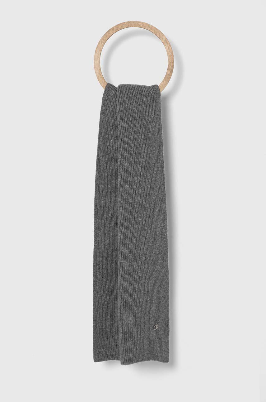 Levně Šátek z vlněné směsi Calvin Klein šedá barva, hladký