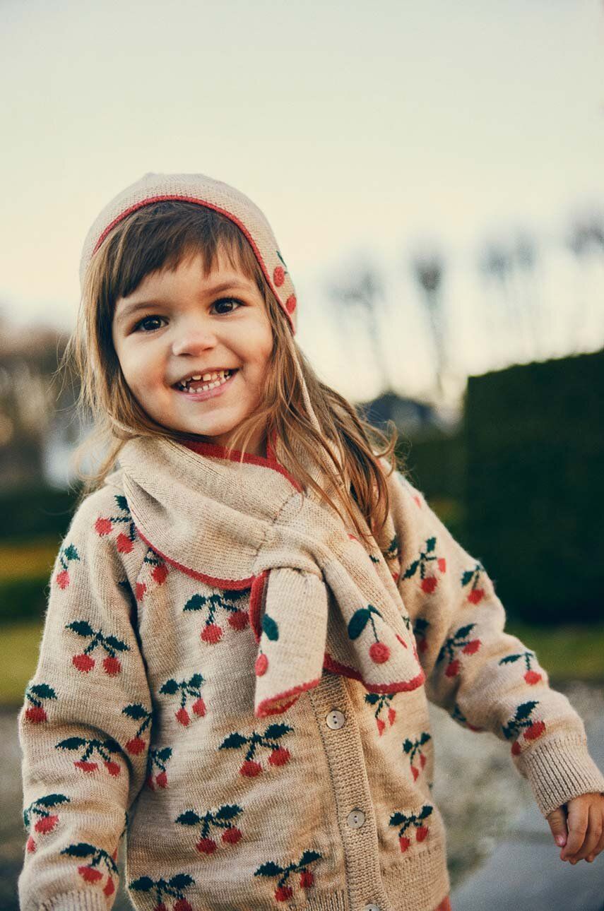 Dětský vlněný šátek Konges Sløjd béžová barva, s aplikací - béžová - 100 % Merino vlna