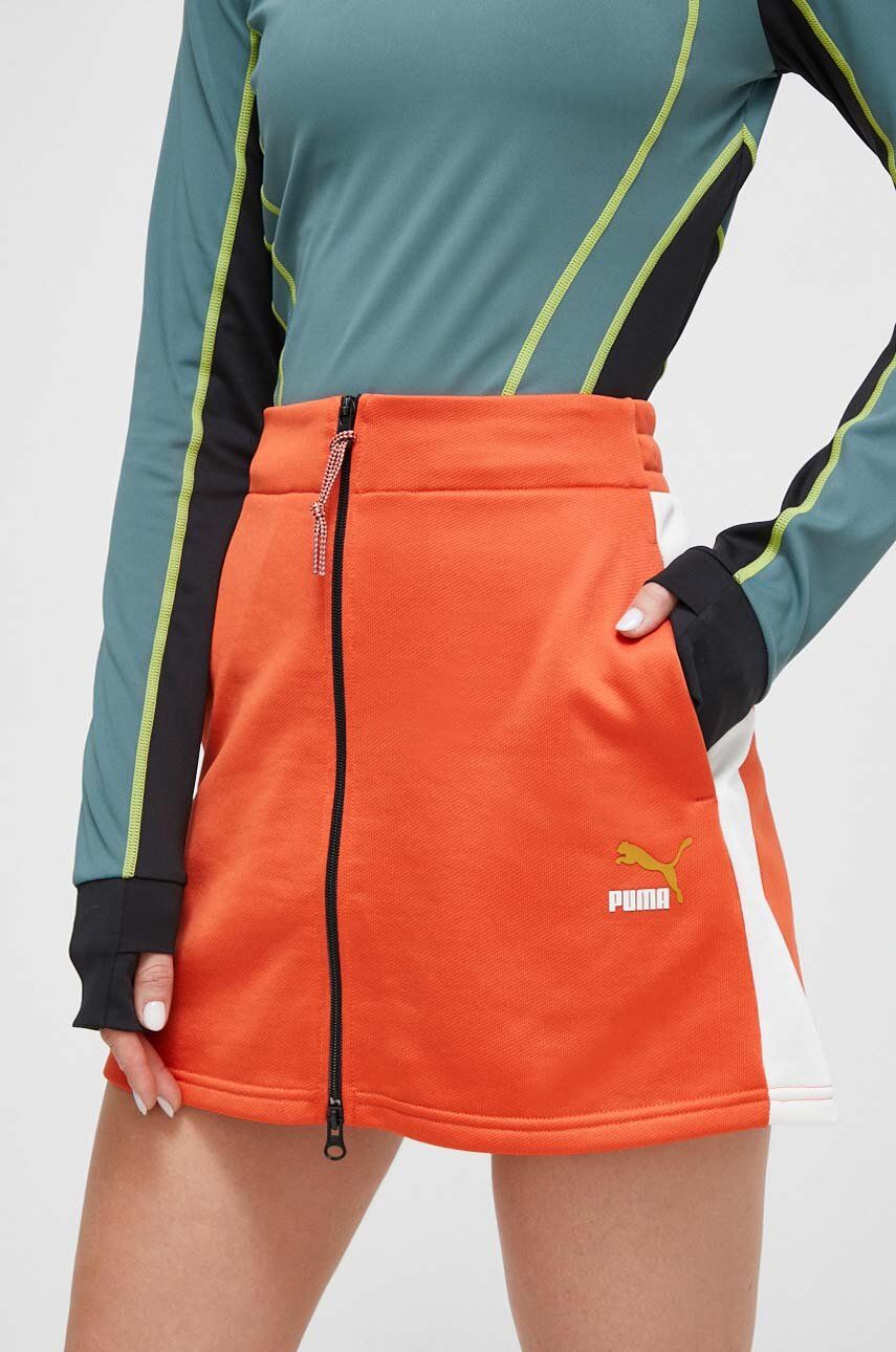 Sukně Puma oranžová barva, mini, áčková - oranžová - Hlavní materiál: 59 % Polyester