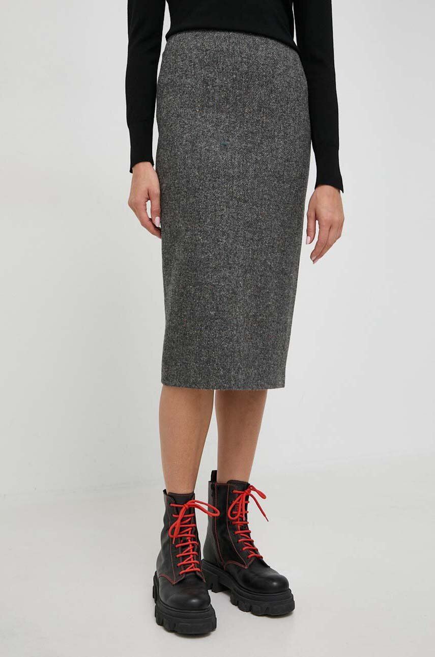 Vlněná sukně Weekend Max Mara šedá barva, midi, pouzdrová - šedá - Hlavní materiál: 100 % Vlna 