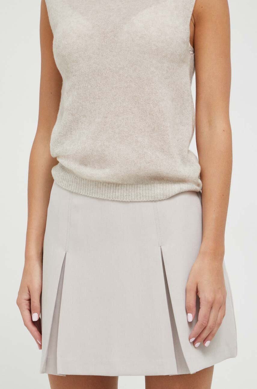 Abercrombie & Fitch fusta culoarea bej, mini, drept