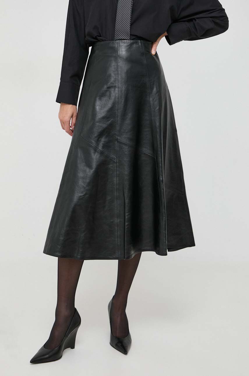 Kožená sukně Ivy Oak černá barva, midi, áčková - černá - Hlavní materiál: 100 % Přírodní kůže P