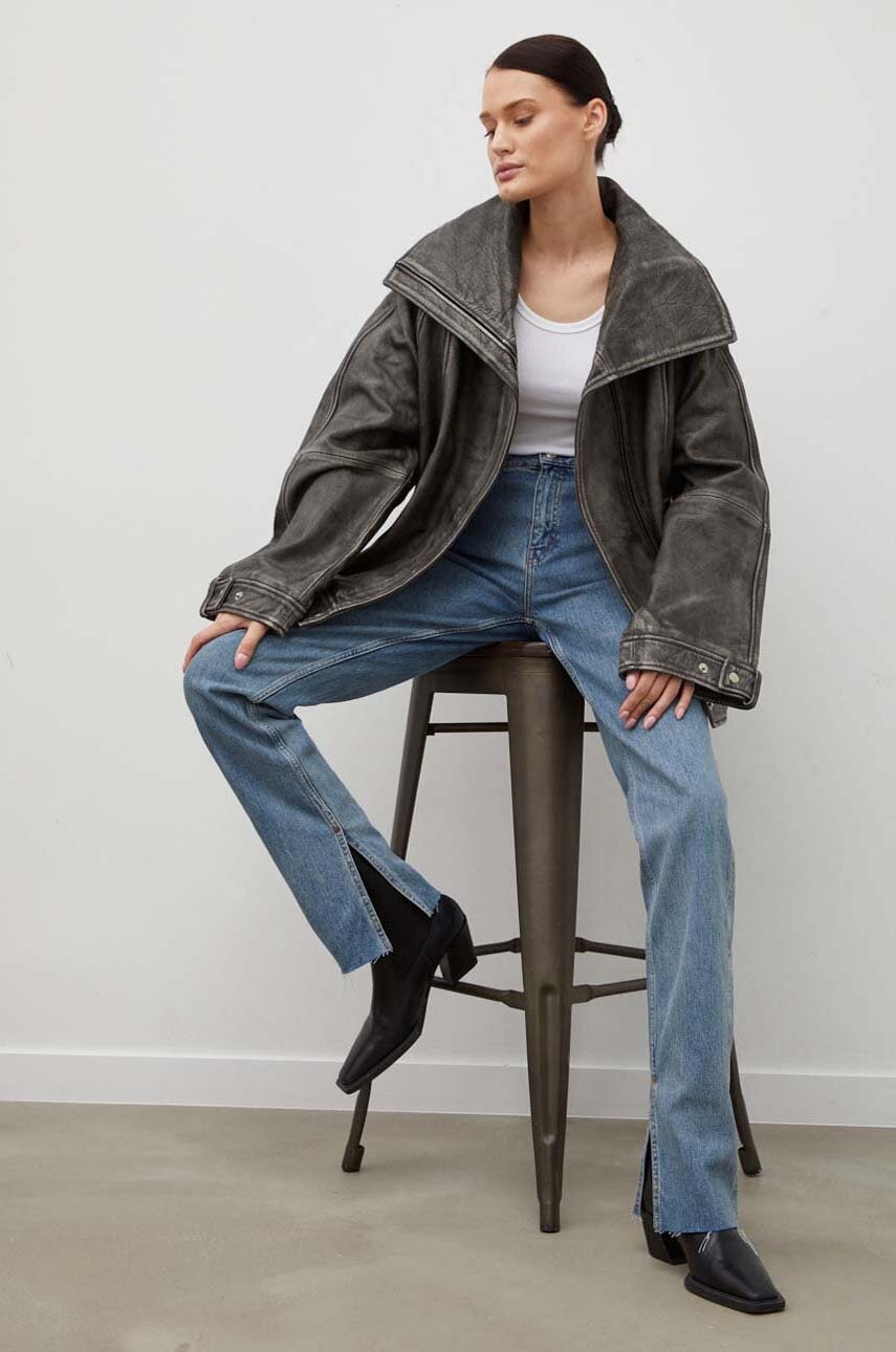 Așteaptă imaginea pentru produs