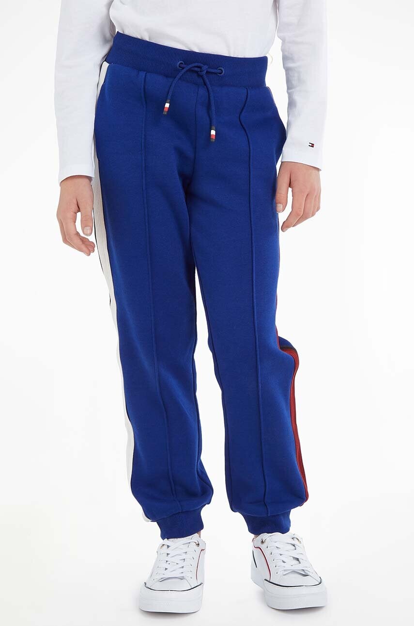 Levně Dětské tepláky Tommy Hilfiger tmavomodrá barva, s aplikací