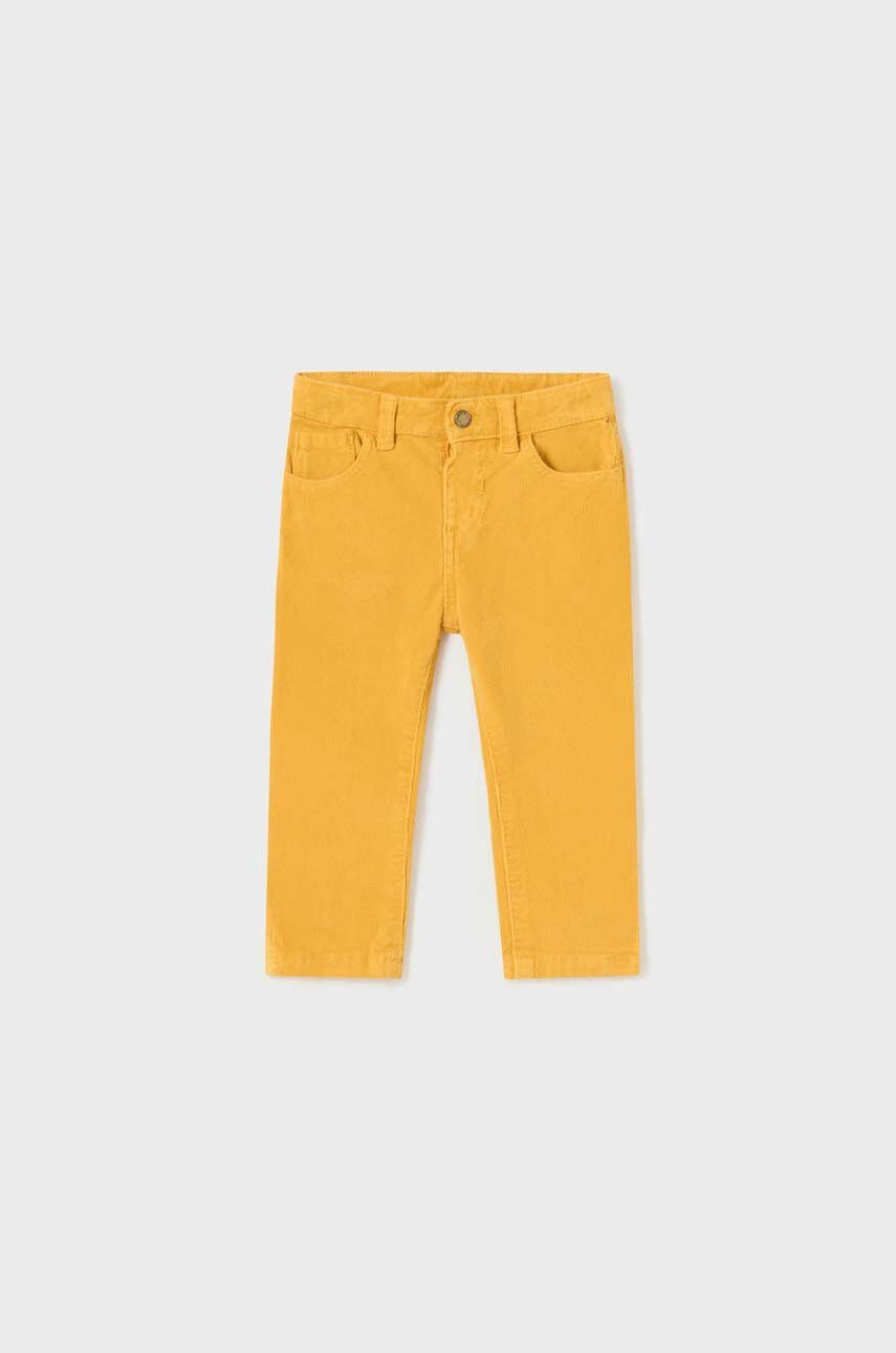 Levně Kojenecké kalhoty Mayoral žlutá barva, hladké