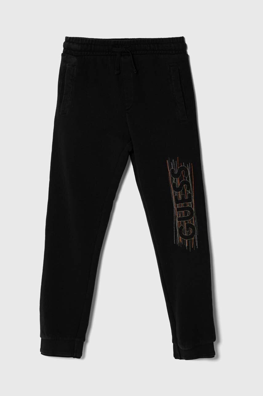 

Детски памучен спортен панталон Guess в черно с апликация, Черен