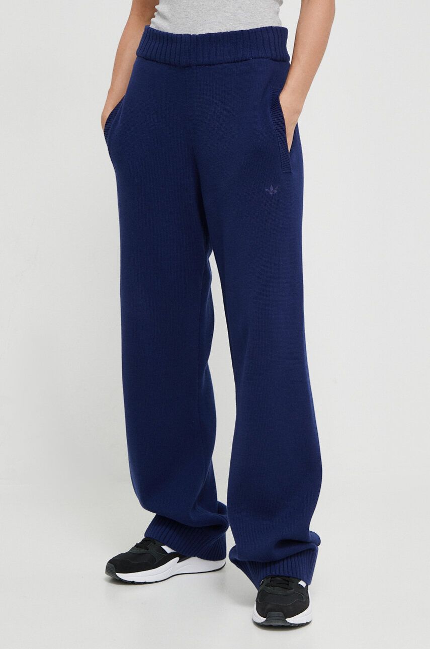 Adidas Originals Pantaloni De Trening Din Bumbac Culoarea Albastru Marin, Neted