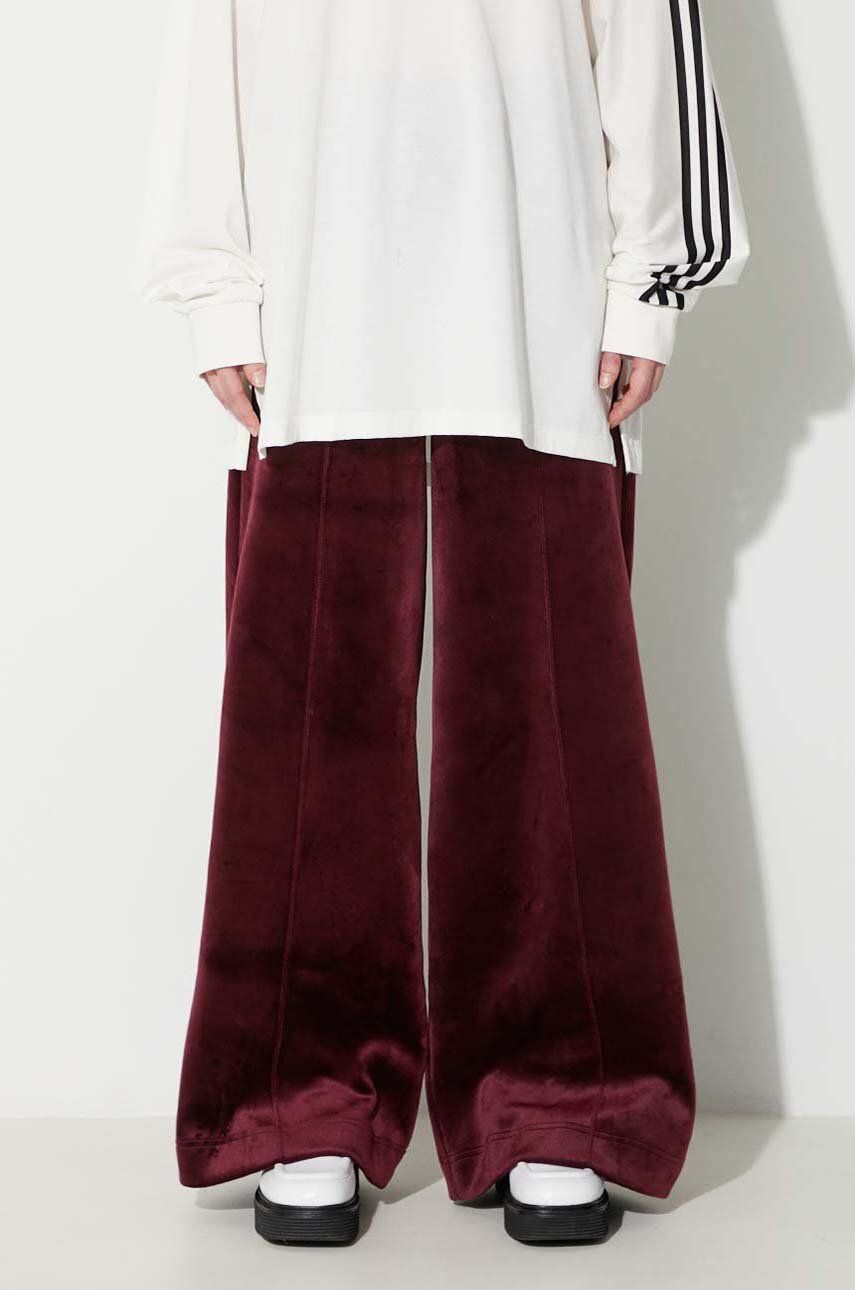 E-shop Tepláky adidas Originals Velvet Pant Maroon vínová barva, hladké, IL5744