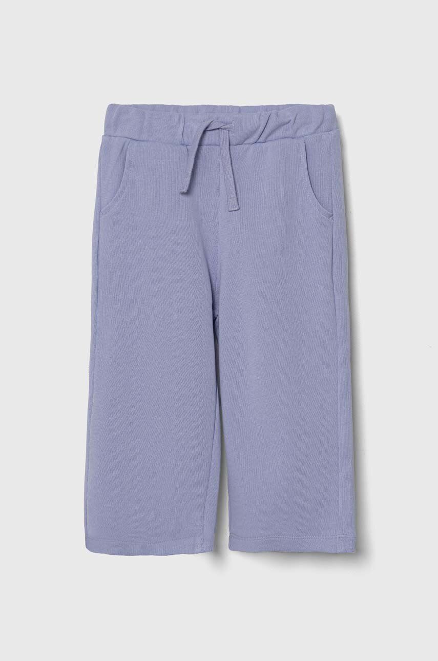 Kalhoty United Colors of Benetton fialová barva, hladké - fialová -  100 % Bavlna