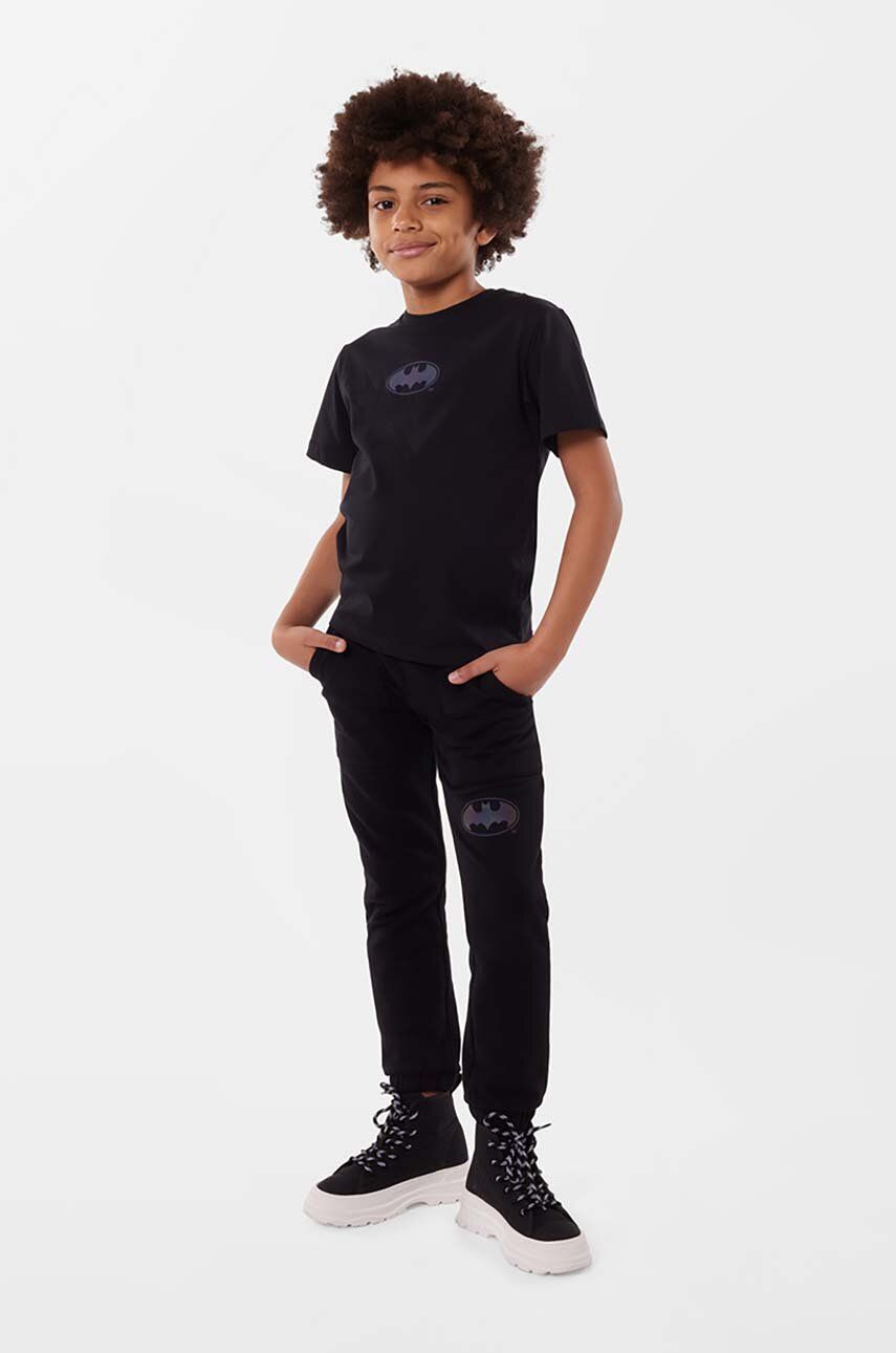 Dkny Pantaloni De Trening Din Bumbac Pentru Copii Culoarea Negru, Cu Imprimeu