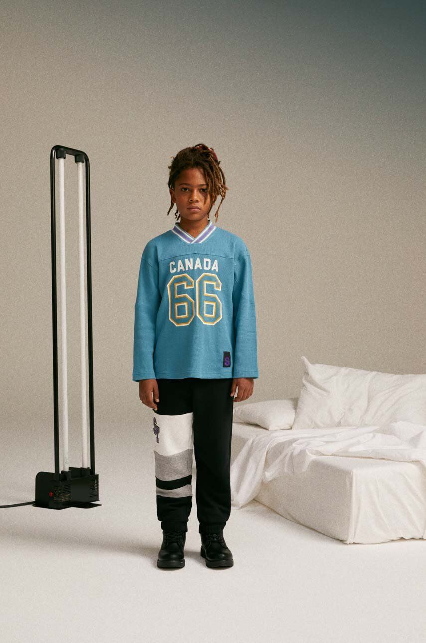 Sisley Pantaloni De Trening Din Bumbac Pentru Copii Culoarea Negru, Modelator