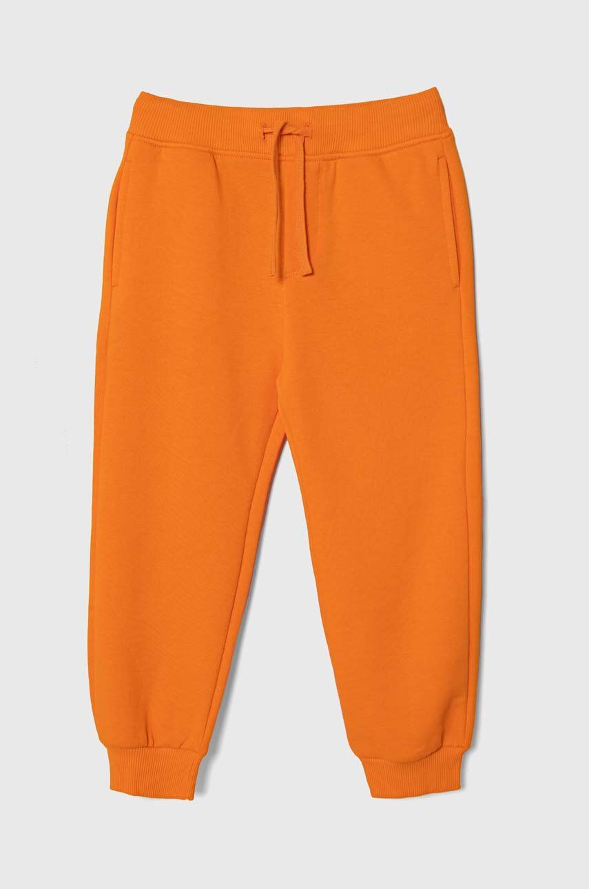 United Colors of Benetton pantaloni de trening pentru copii culoarea portocaliu, cu imprimeu