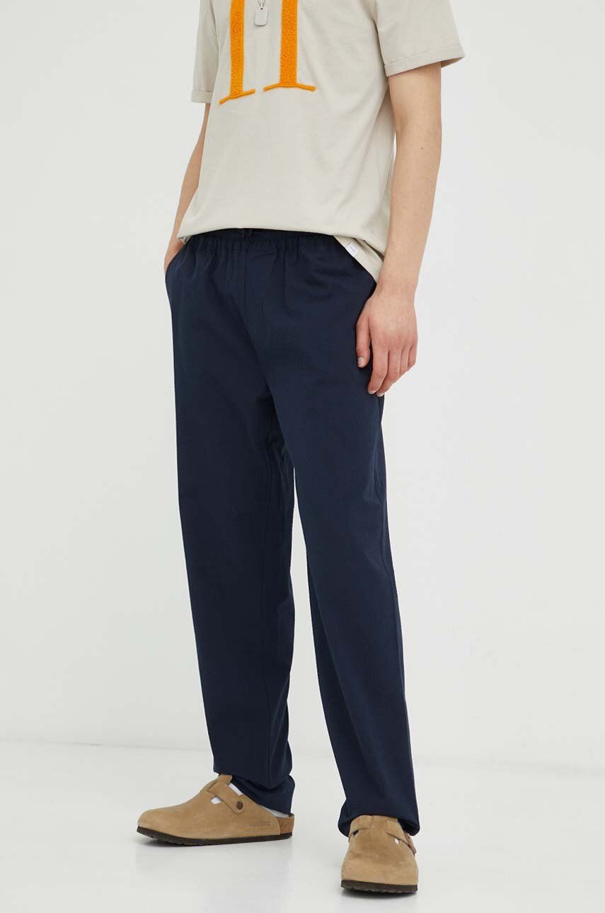 E-shop Bavlněné kalhoty Les Deux Patrick Seersucker tmavomodrá barva, jednoduché