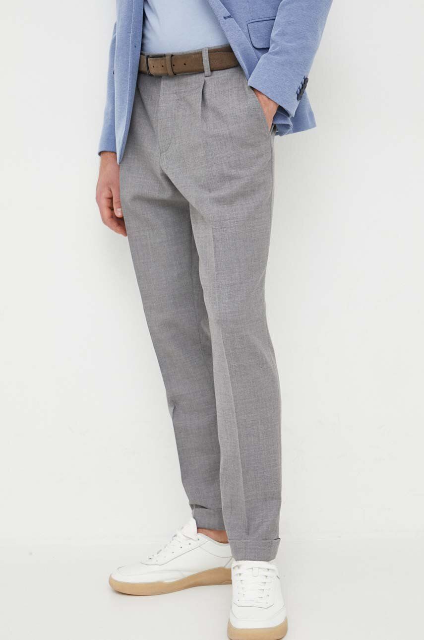 Vlněné kalhoty BOSS šedá barva, jednoduché