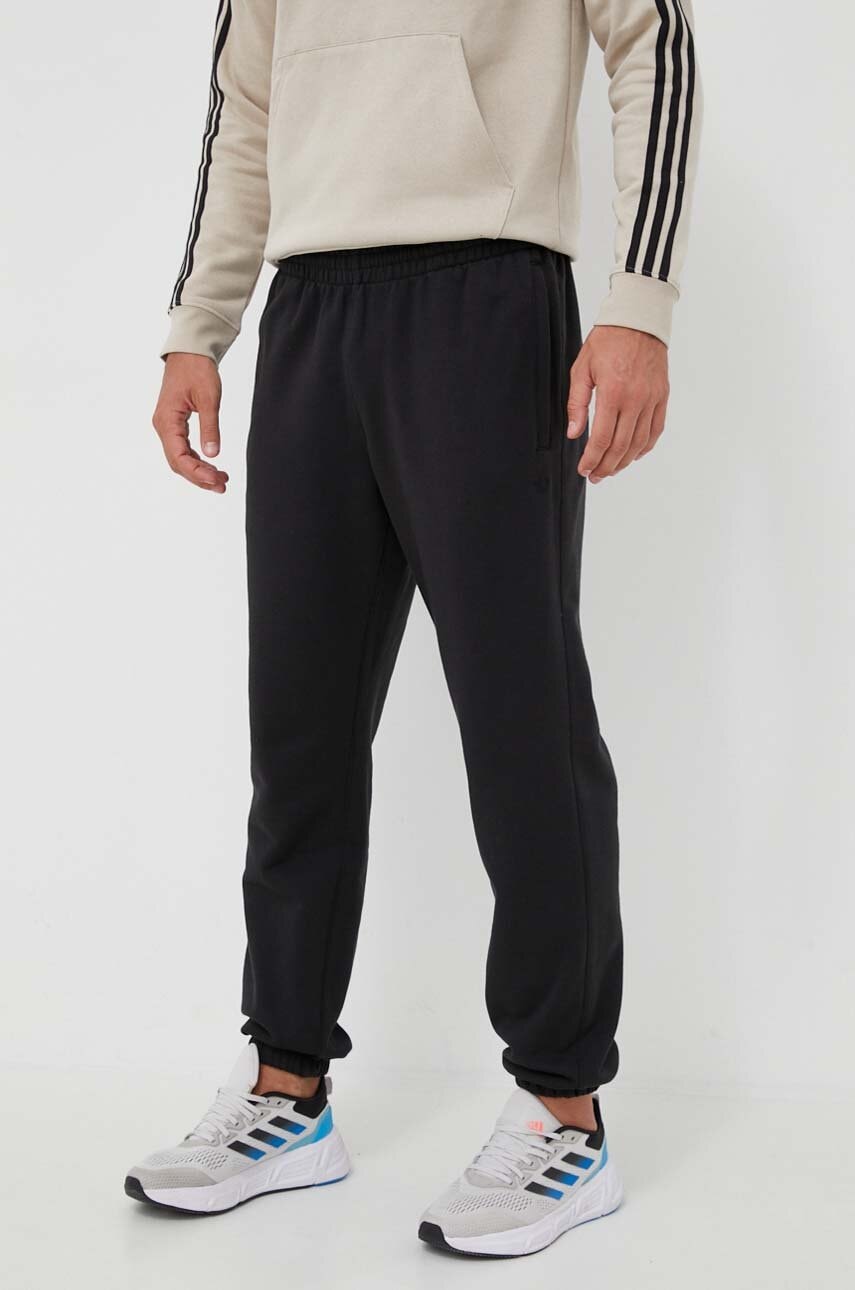 adidas Originals pantaloni de trening din bumbac culoarea negru, uni