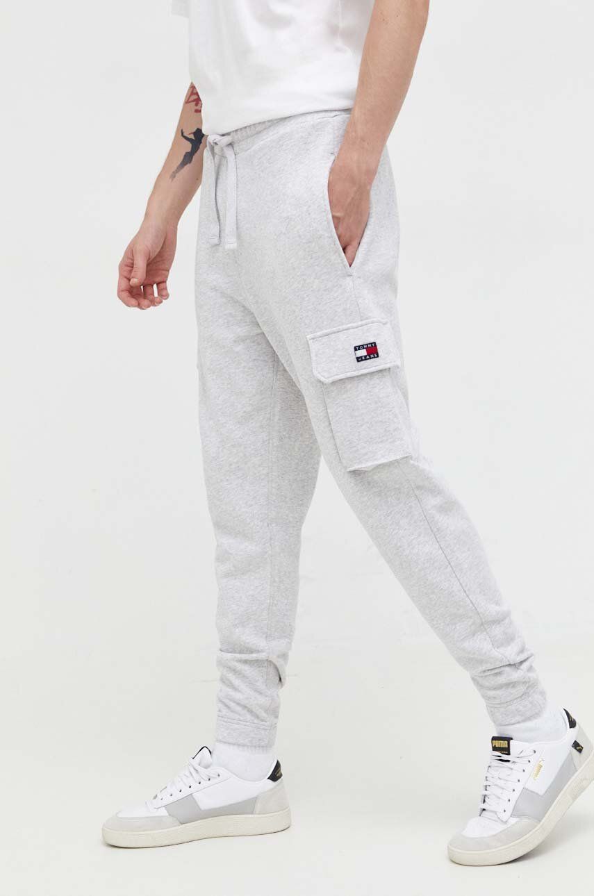 Bavlněné tepláky Tommy Jeans šedá barva - šedá - 100 % Bavlna