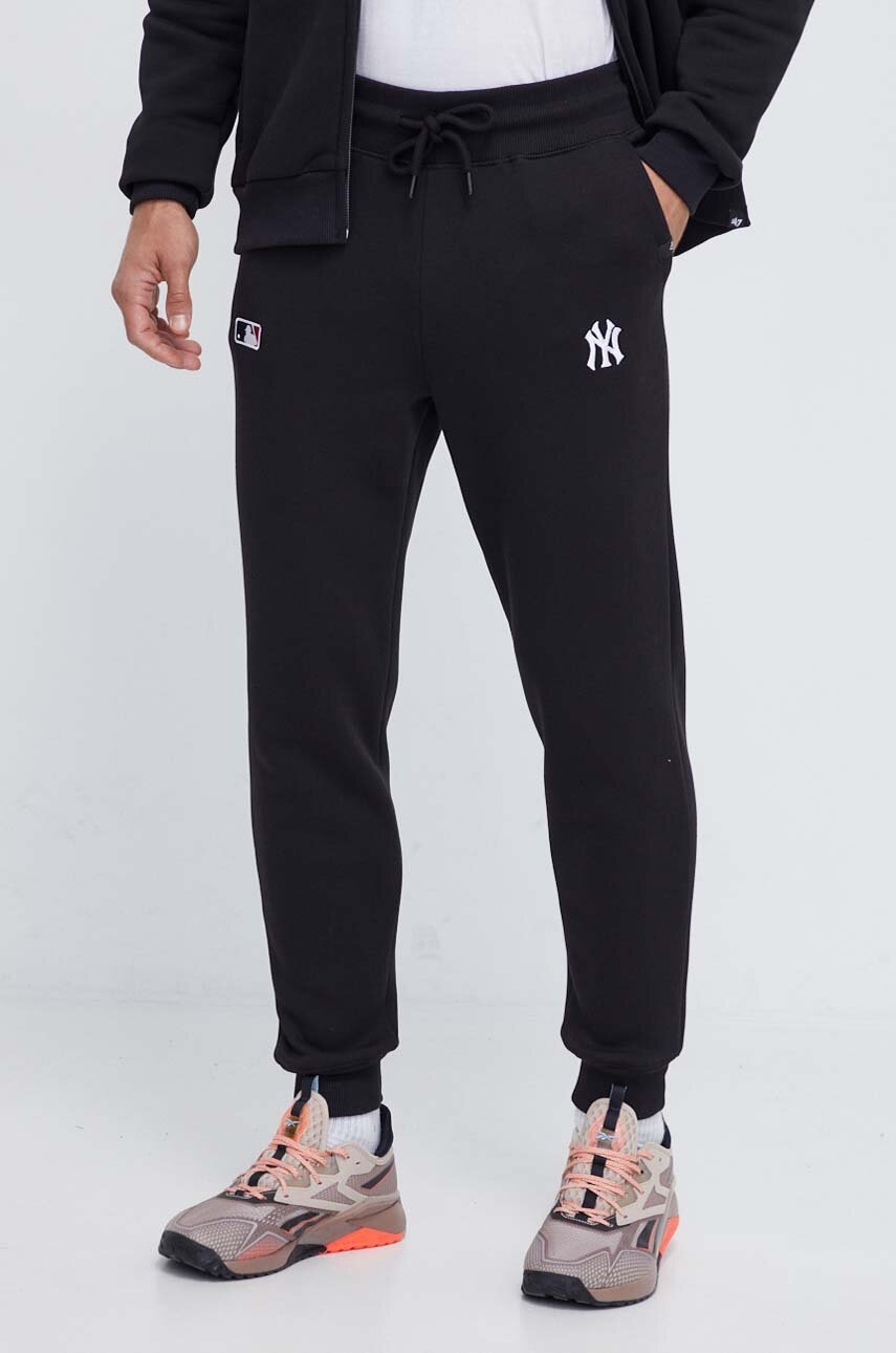 

Спортивные штаны 47brand MLB New York Yankees цвет чёрный с аппликацией