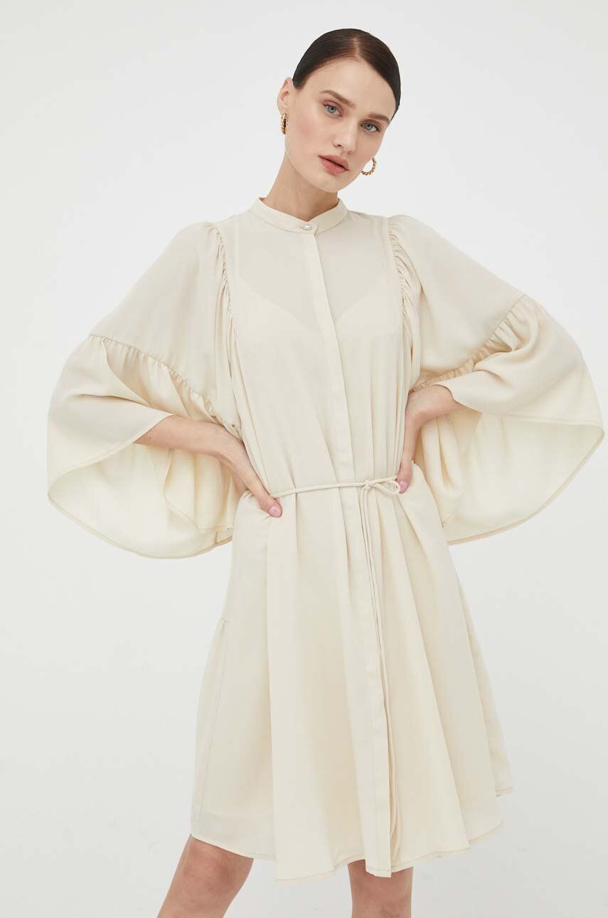 Šaty Bruuns Bazaar béžová barva, mini, oversize - béžová -  Hlavní materiál: 100 % Recyklovaný 