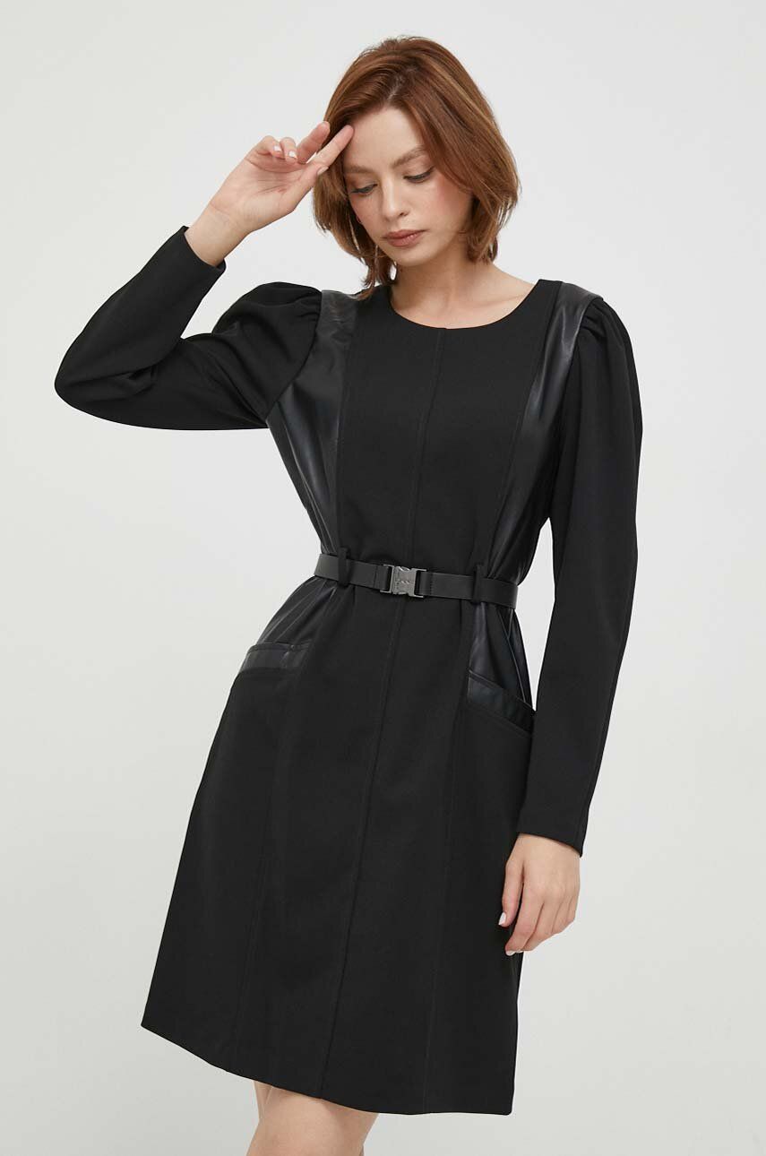 Šaty Dkny černá barva, mini