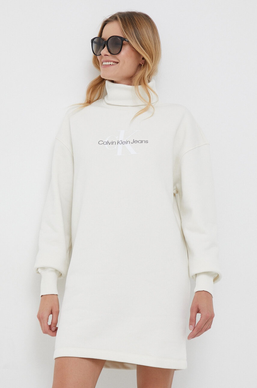 

Рокля Calvin Klein Jeans в бежово къса с уголемена кройка, Бежов