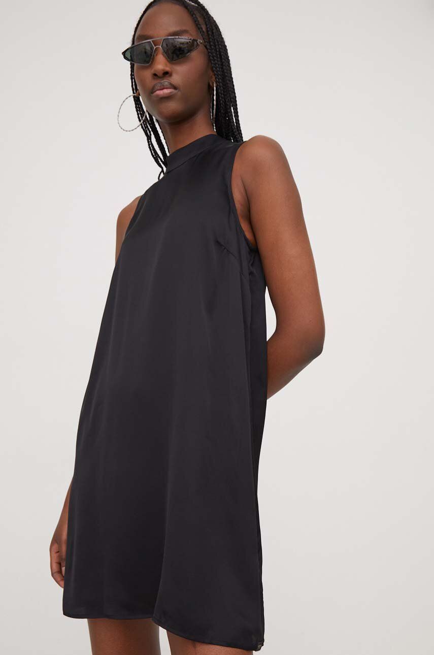 Superdry rochie culoarea negru, mini, evazati