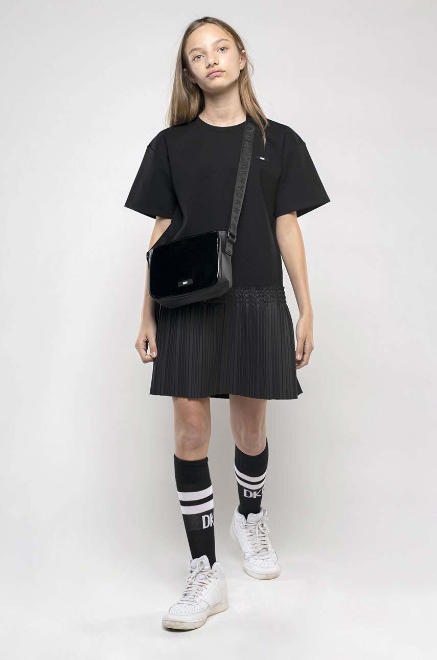 E-shop Dívčí šaty Dkny černá barva, mini
