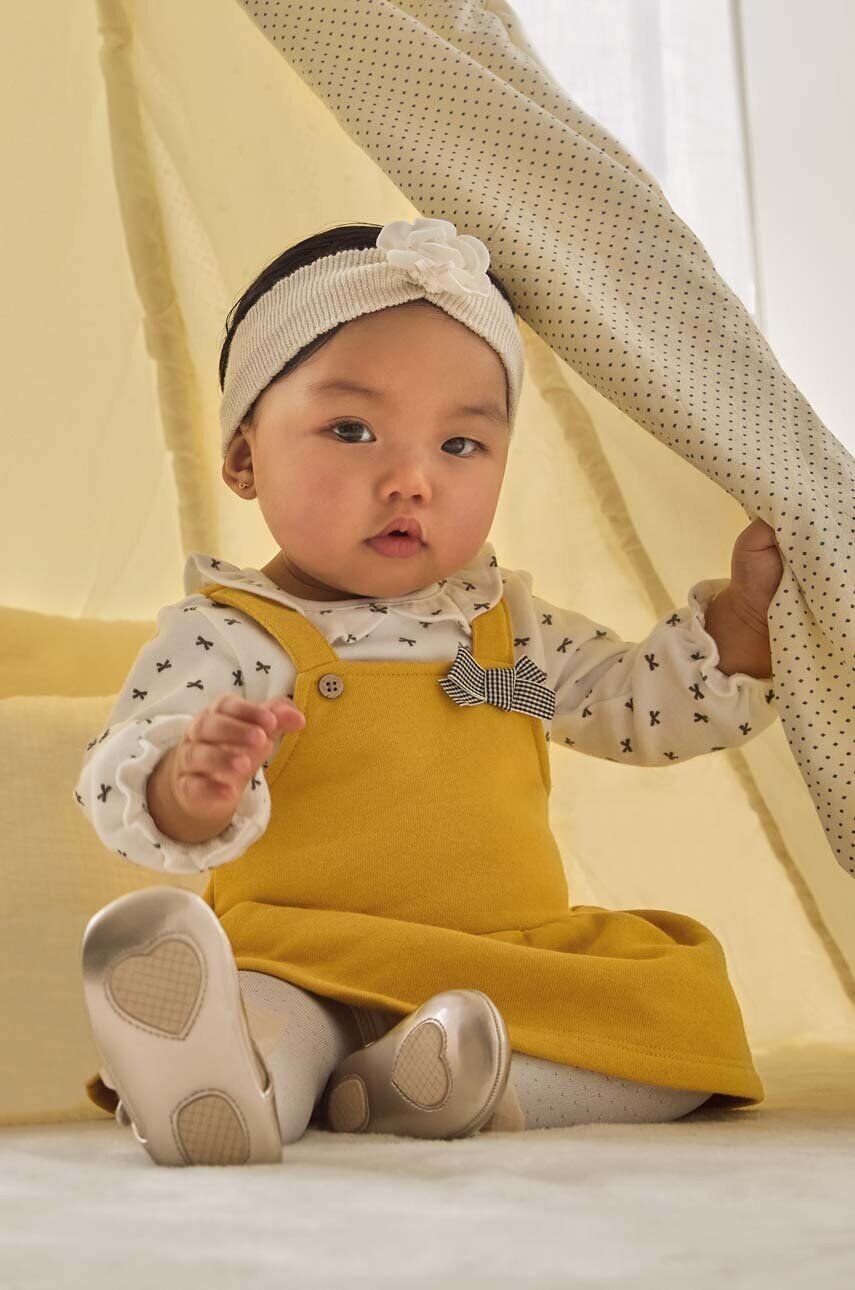

Платье для младенцев Mayoral Newborn цвет жёлтый mini расклешённое
