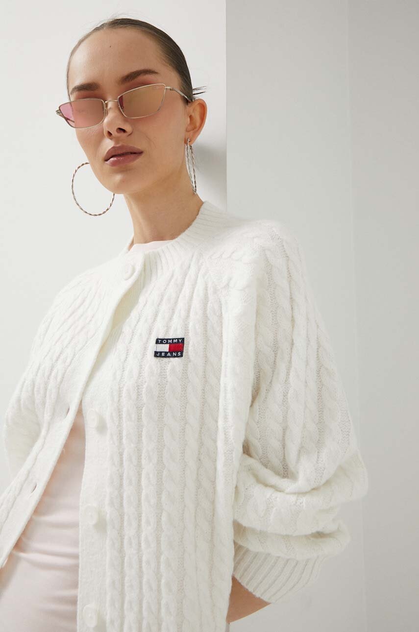 

Кардиган с примесью шерсти Tommy Jeans цвет белый