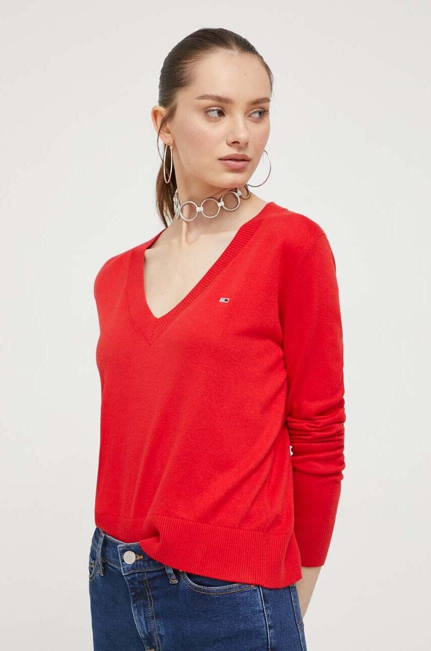 

Свитер Tommy Jeans женский цвет красный лёгкий с гольфом