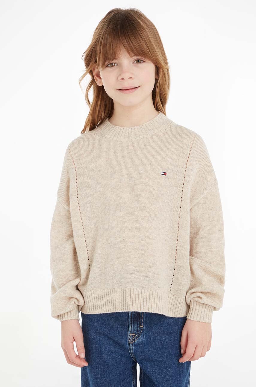 

Детски вълнен пуловер Tommy Hilfiger в бежово от лека материя, Бежов