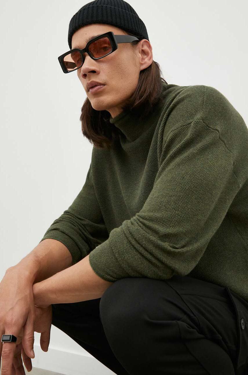 Așteaptă imaginea pentru produs