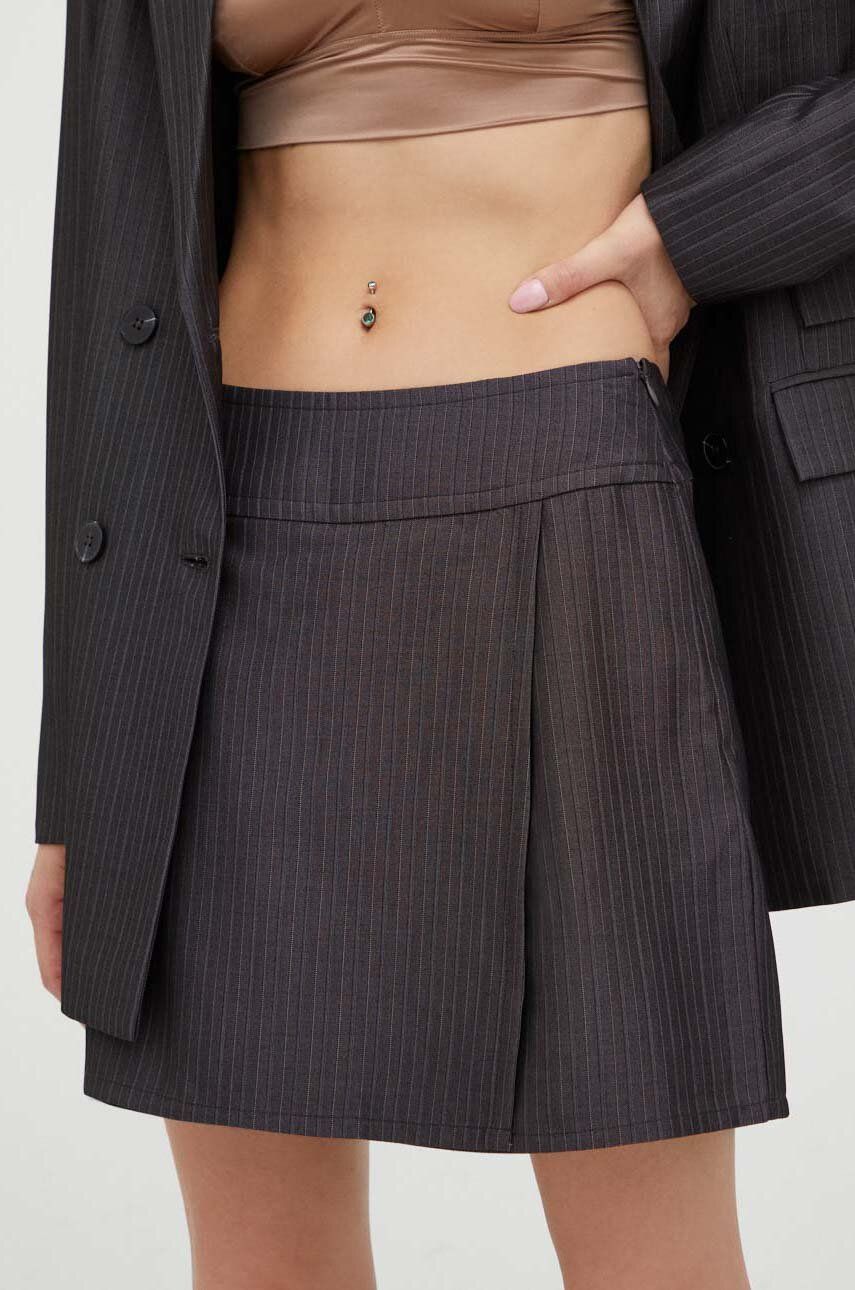 Bruuns Bazaar pantaloni scurti femei, culoarea negru, modelator, high waist