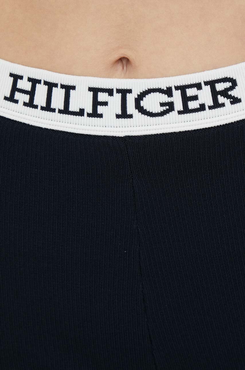 Σορτς Tommy Hilfiger χρώμα: ναυτικό μπλε φωτογραφία