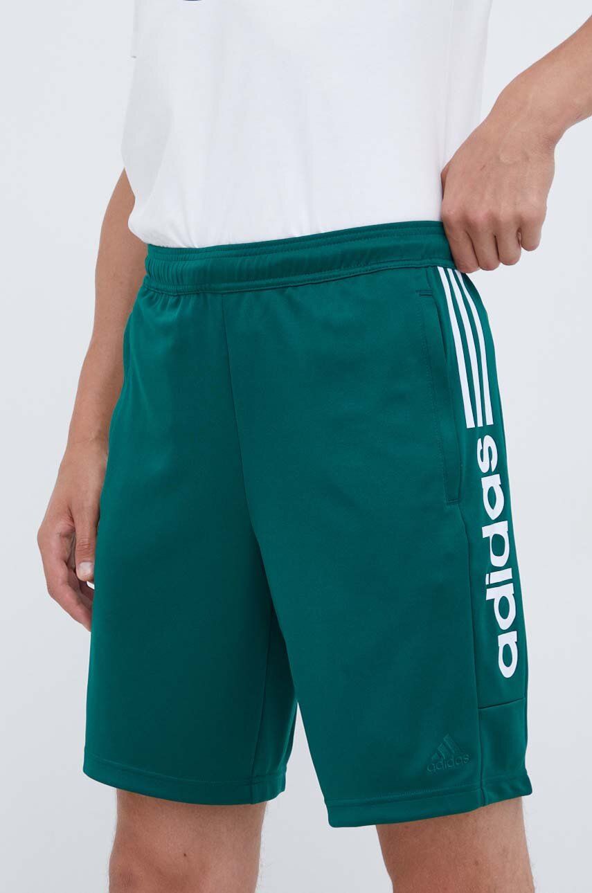 Levně Tréninkové šortky adidas Tiro zelená barva