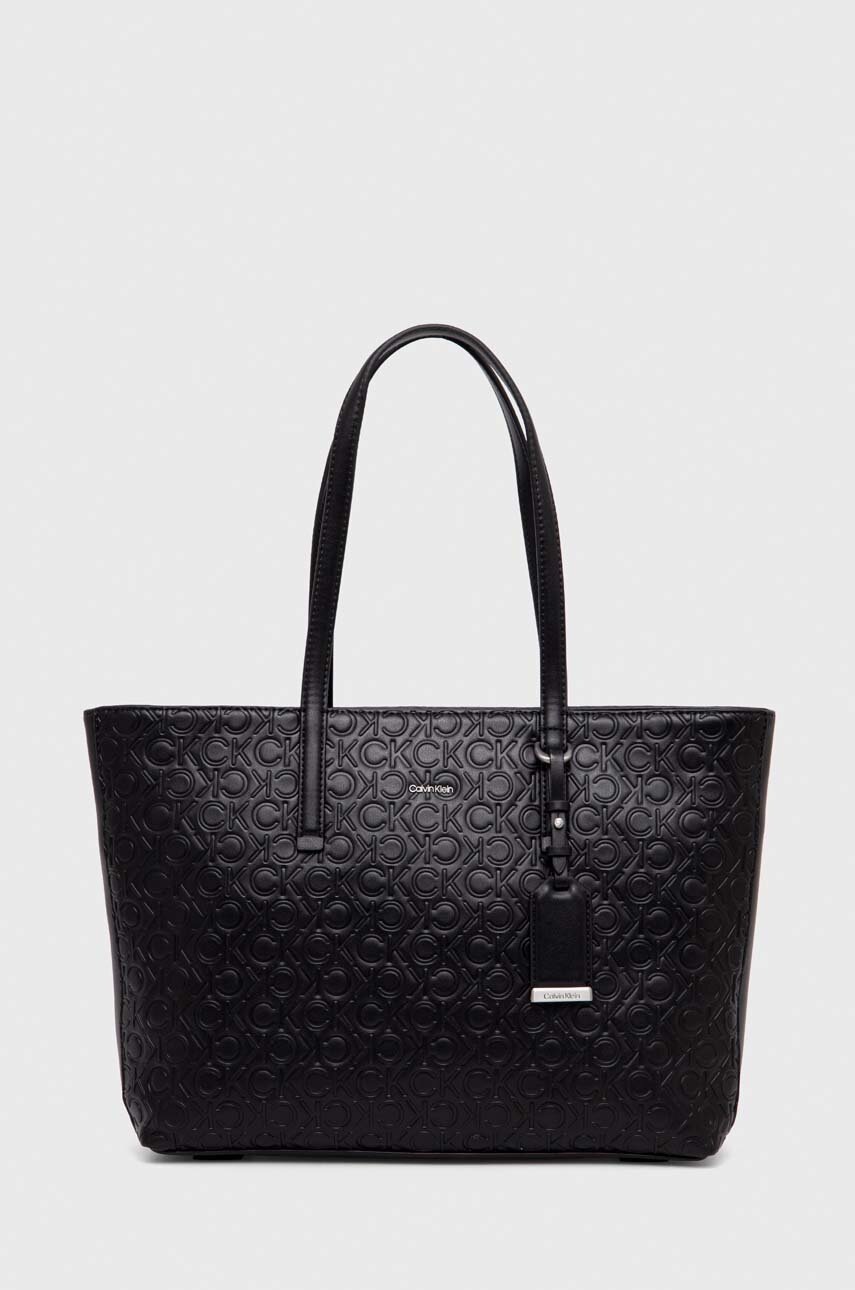 

Чанта Calvin Klein в черно, Черен