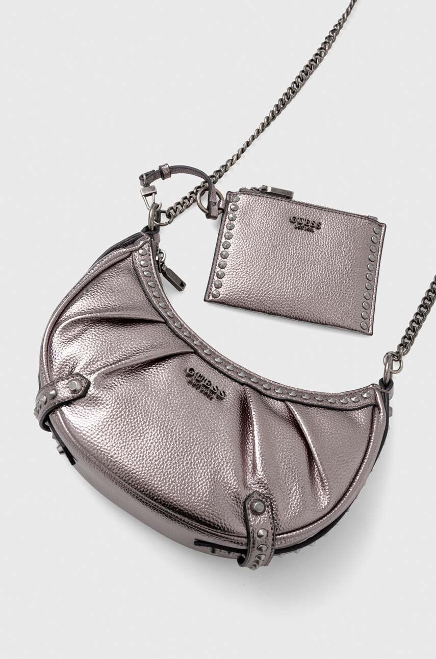 

Сумочка Guess цвет серебрянный