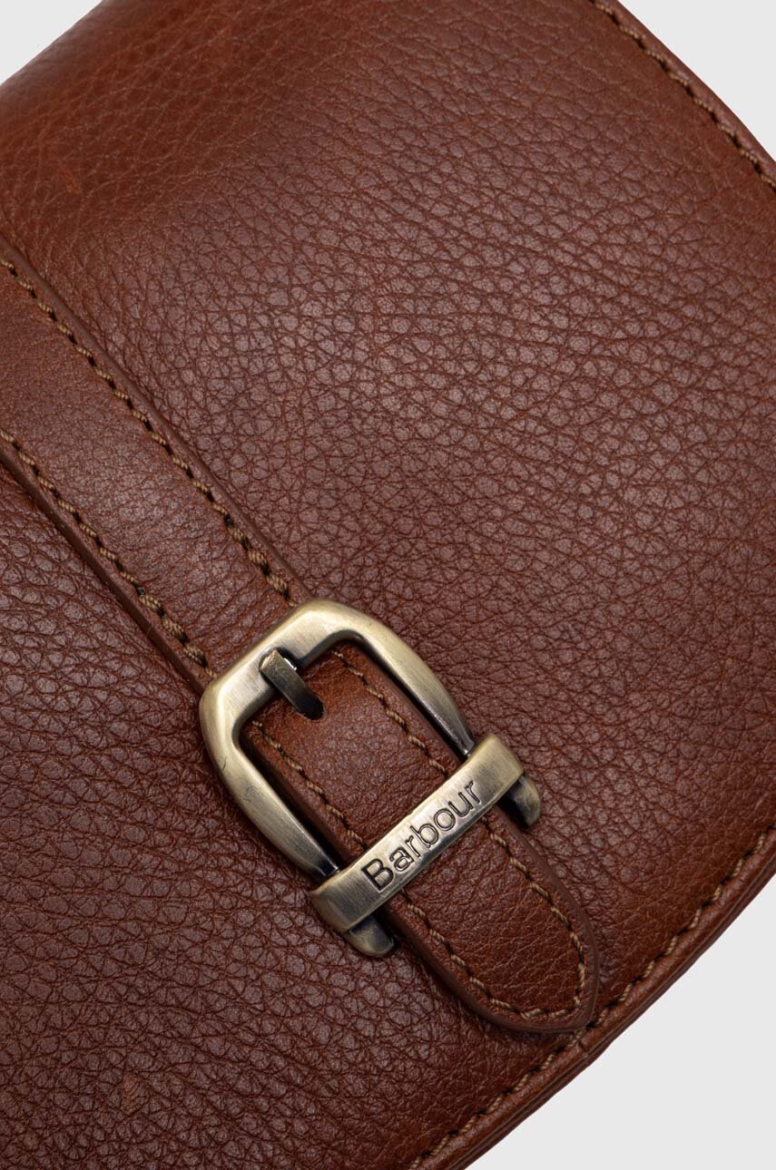 Шкіряна сумочка Barbour колір коричневий 