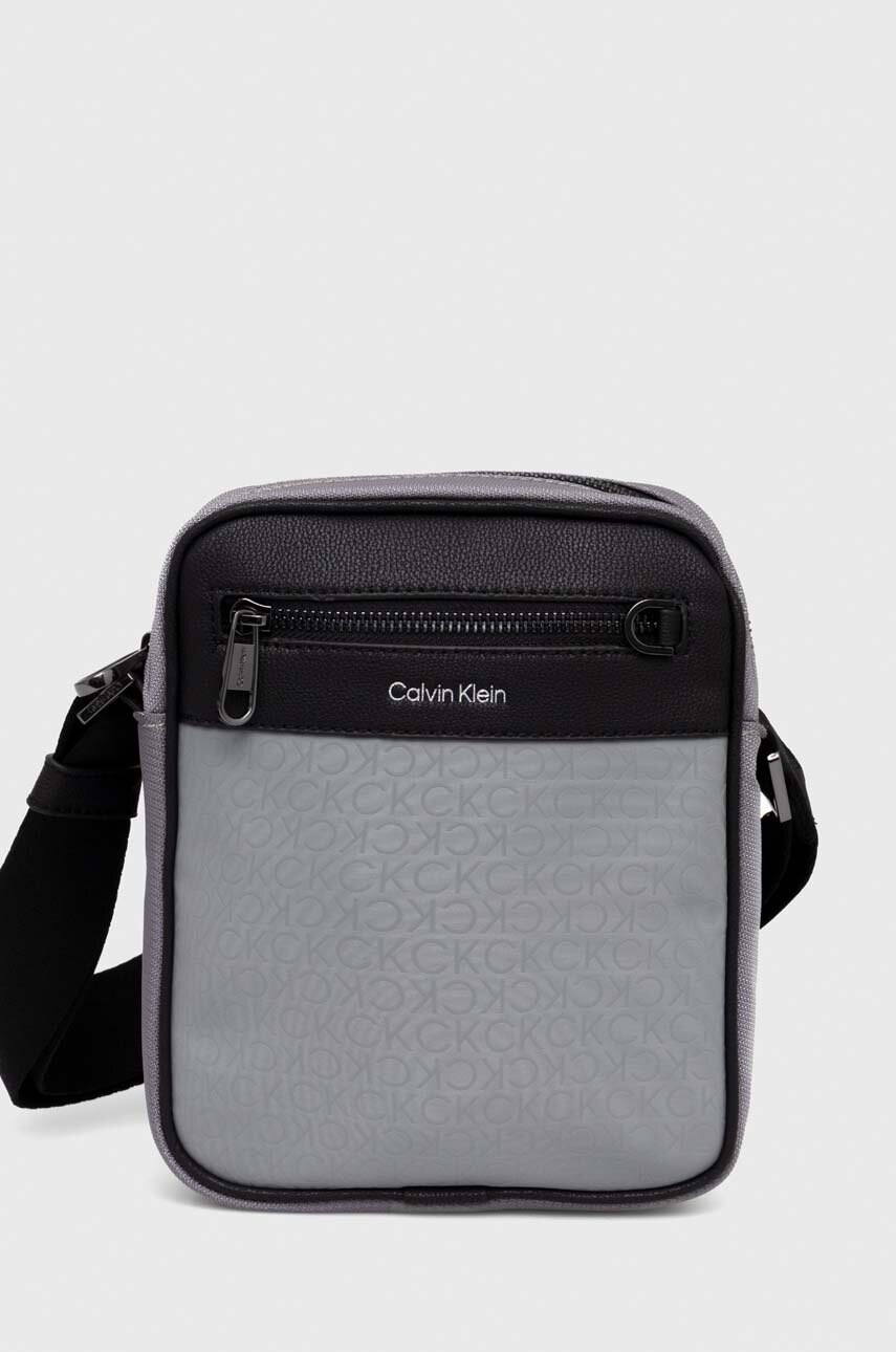 

Чанта през рамо Calvin Klein в сиво, Сив