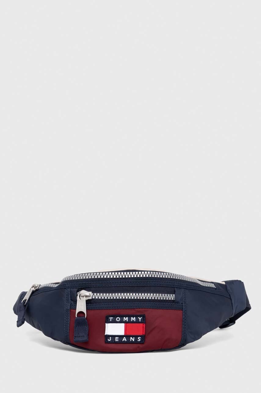 

Сумка на поясTommy Jeans