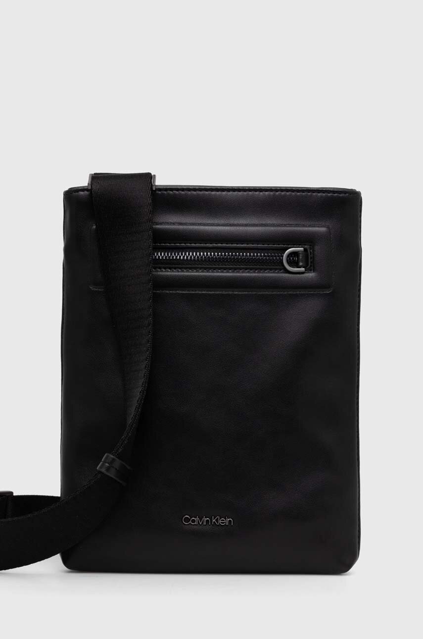 

Чанта през рамо Calvin Klein в черно K50K510833, Черен