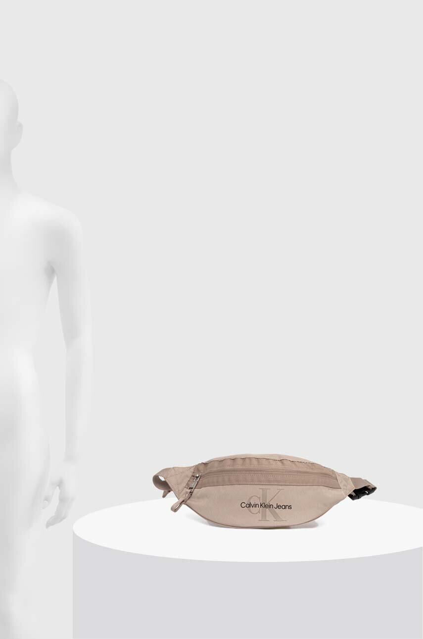 Τσάντα φάκελος Calvin Klein Jeans φωτογραφία